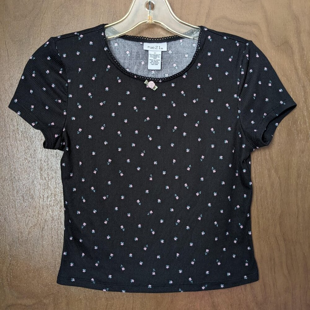 Y2K Coquette Goth Rue21 Top Size M Black Floral Print Baby Doll Tee Grunge